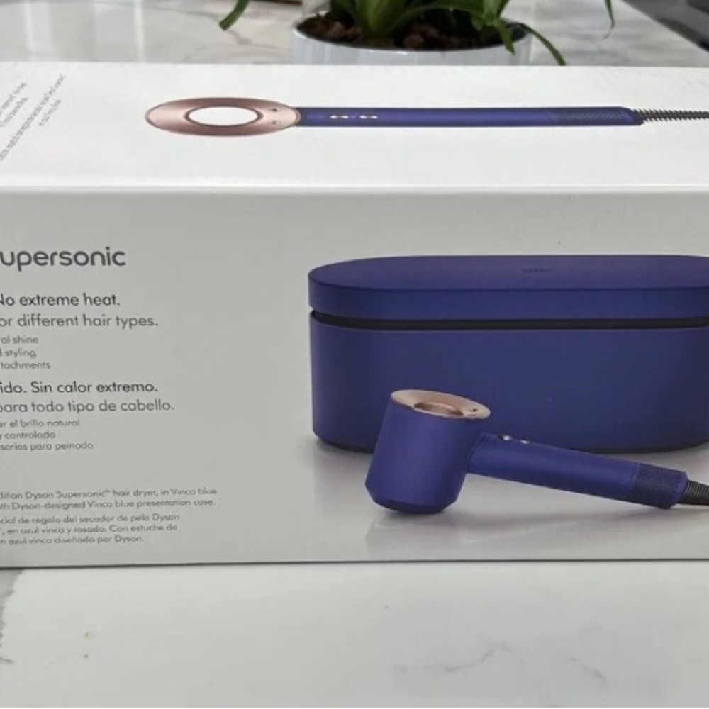 Dyson Supersonic Hair Dryer - Picture 2 of 4